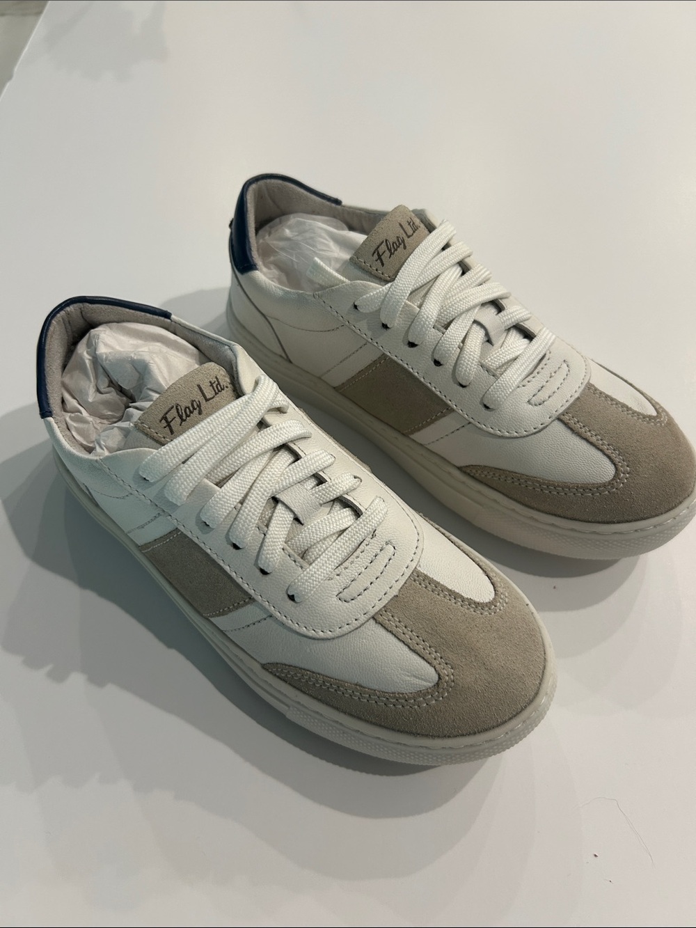 FLAG Ltd boys lace up sneakers size 13